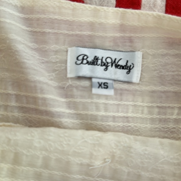 Built by Wendy linen ruffle sleeveless top - Picture 2 of 3